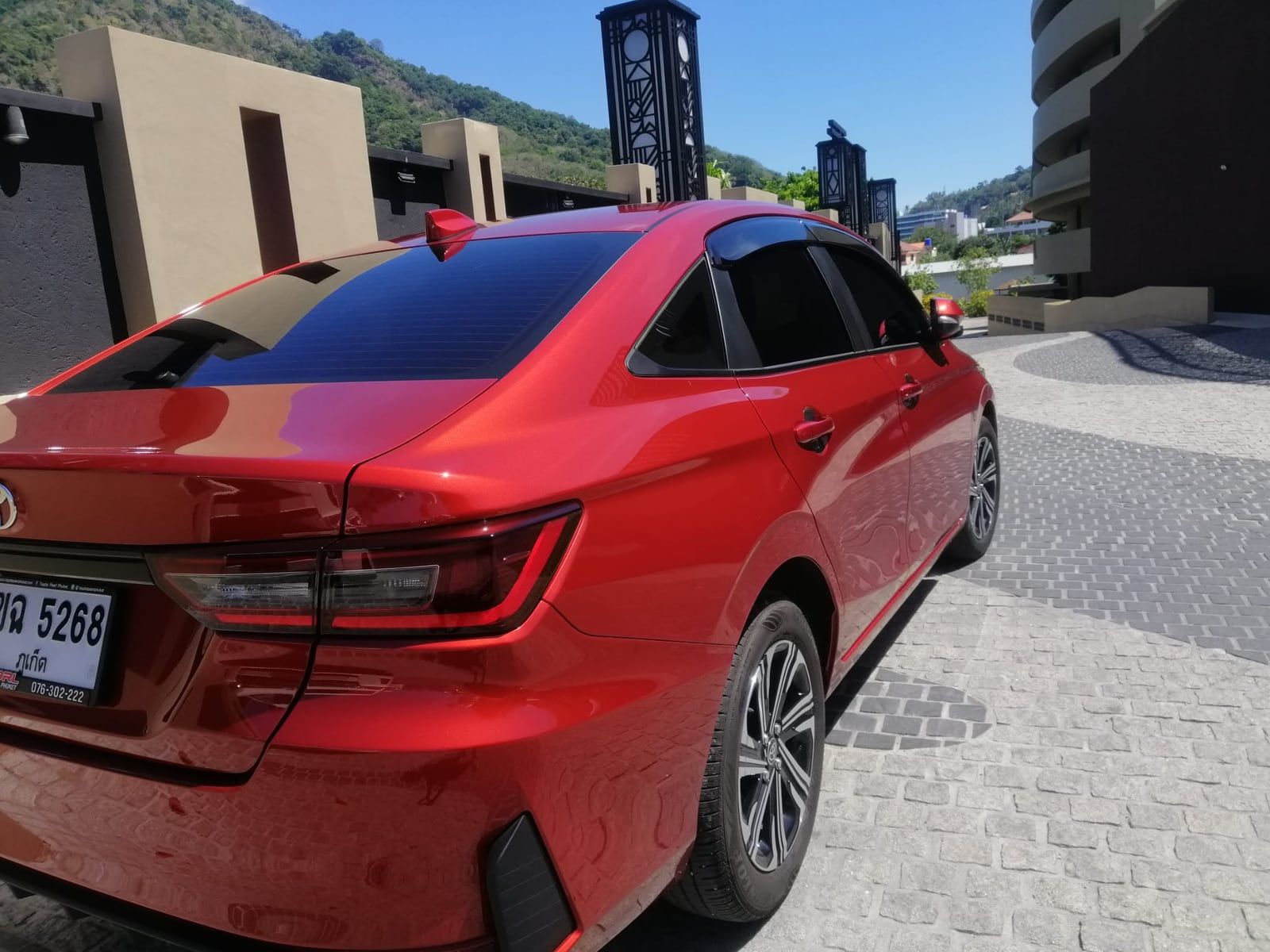 Toyota Yaris Ativ 2024, red — rear three-quarter view